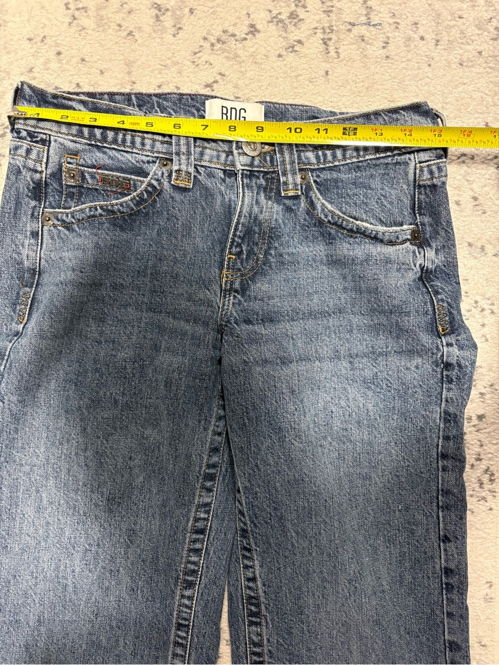 Urban Outfitters BDG Kayla Low-Rise Jeans - Picture 7 of 9